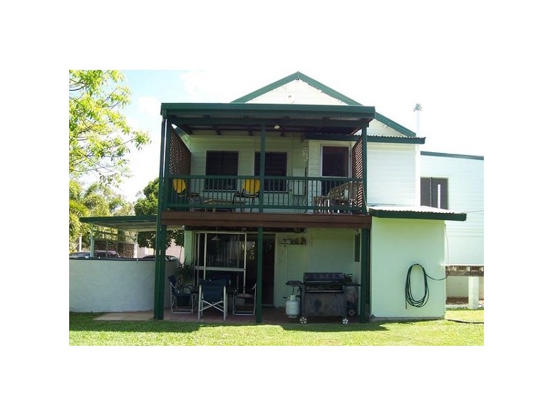 34 Pitcain Avenue BRISK BAY, Bowen QLD 4805