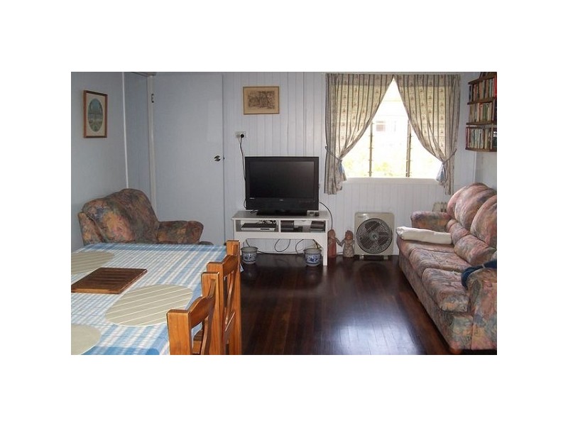 34 Pitcain Avenue BRISK BAY, Bowen QLD 4805