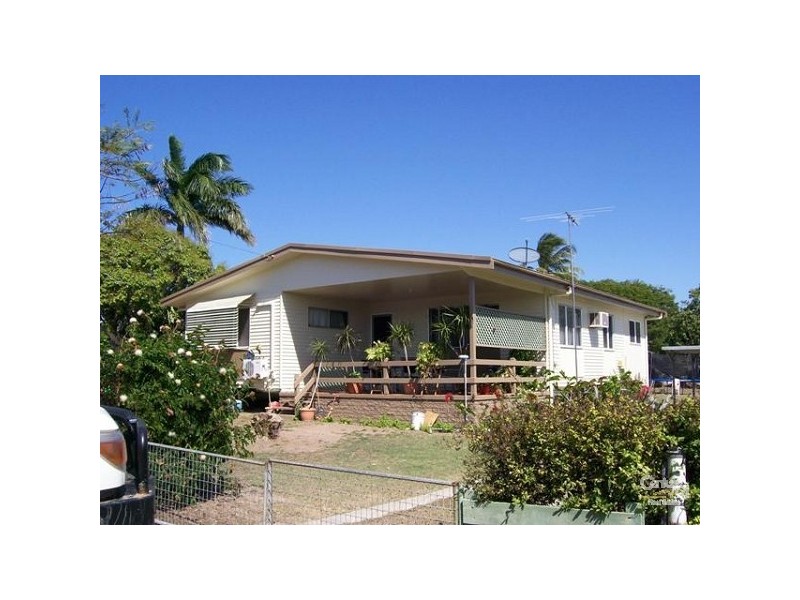 21 Hay Street, Bowen QLD 4805