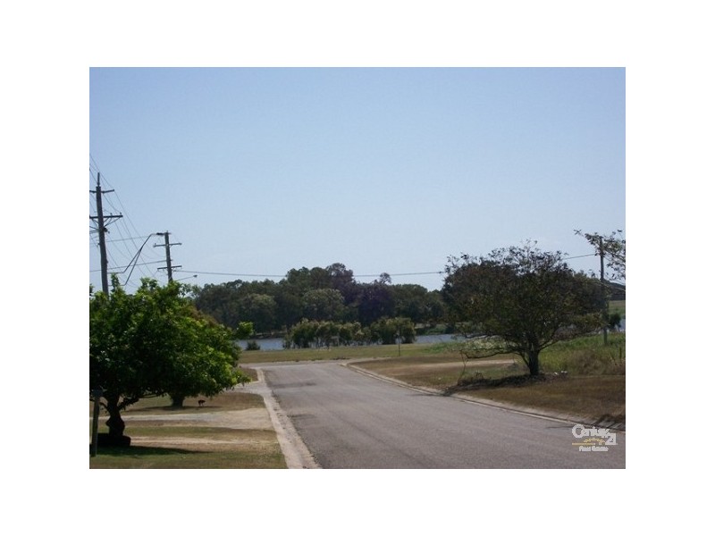 21 Hay Street, Bowen QLD 4805