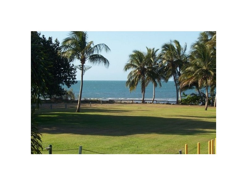 55 Horseshoe Bay Road, Bowen QLD 4805