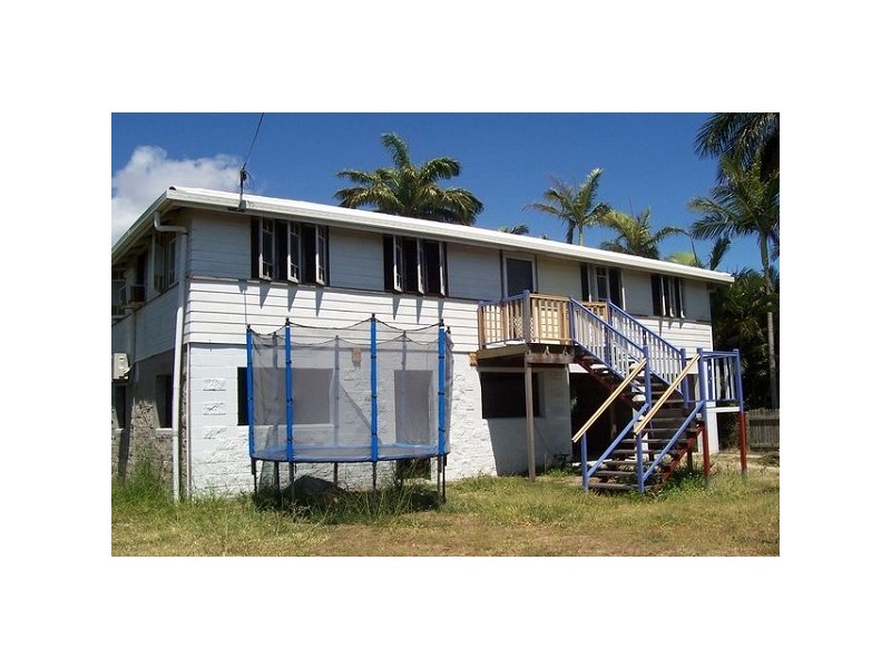 9 Murroona Street, Bowen QLD 4805