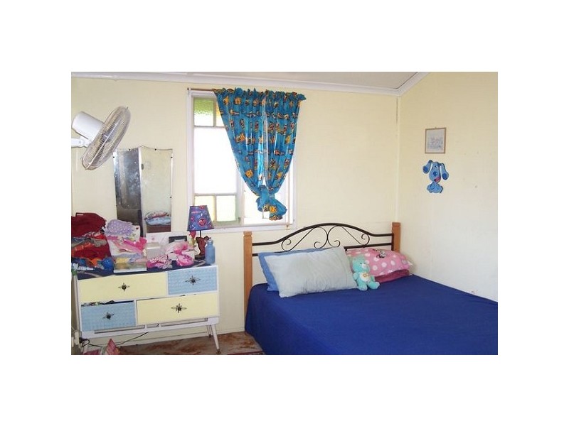 9 Murroona Street, Bowen QLD 4805