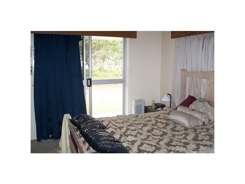 129 Flemington Road, Bowen QLD 4805