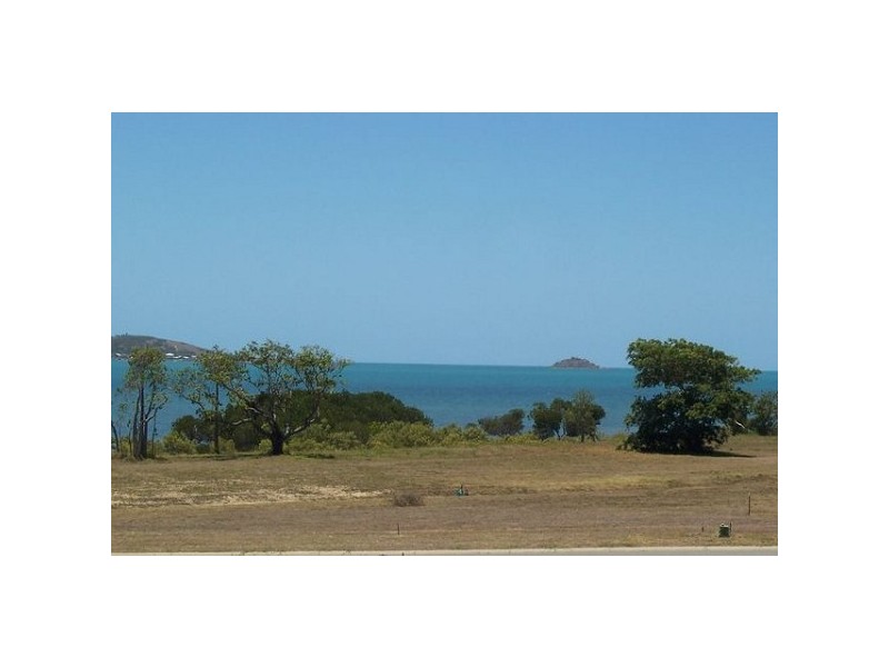 19 Marine Parade, Bowen QLD 4805