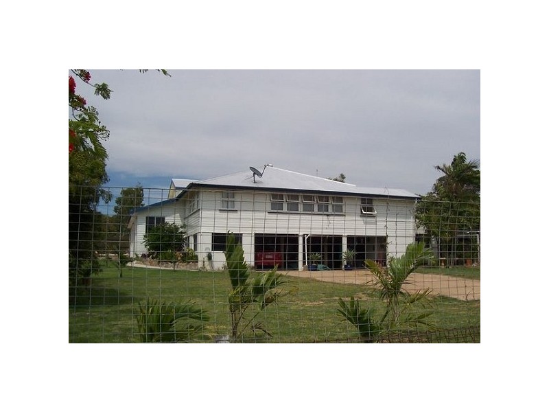 14 Gordon Street, Bowen QLD 4805