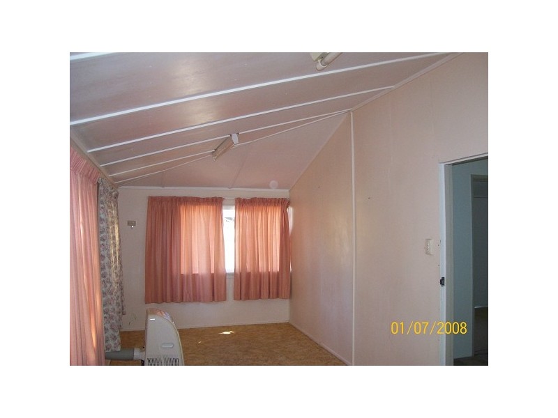 14 Livingstone Street, Bowen QLD 4805