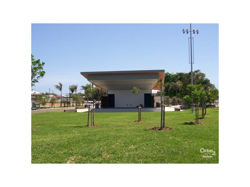 1 Herbert Street, Bowen QLD 4805