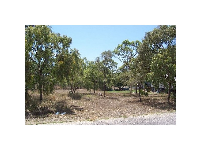 18501 Bruce Highway, Bowen QLD 4805