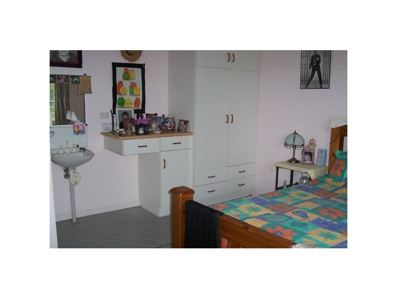 108 Gregory Street, Bowen QLD 4805