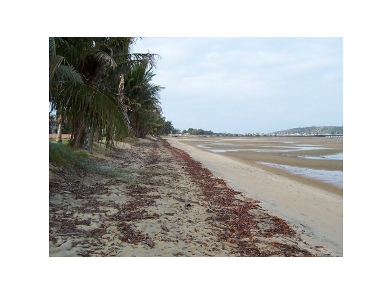 23 Thomas Street, Bowen QLD 4805