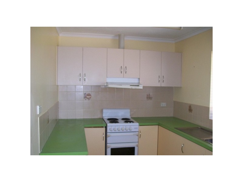 16 Avicennia Street, Bowen QLD 4805