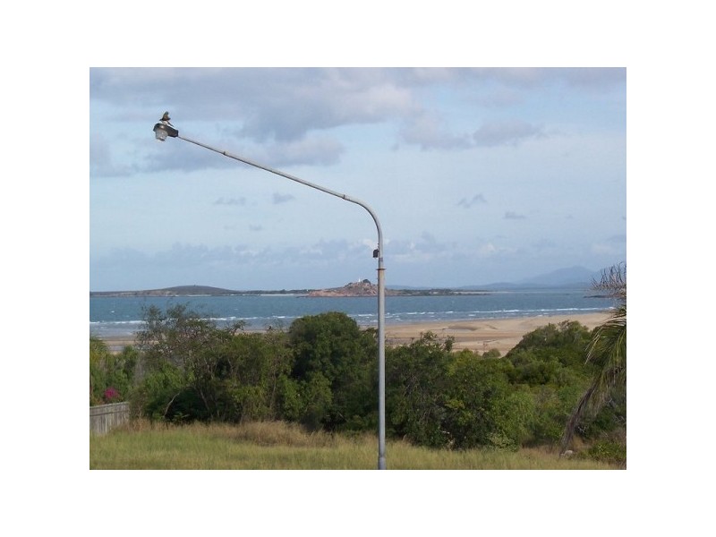 16 Avicennia Street, Bowen QLD 4805