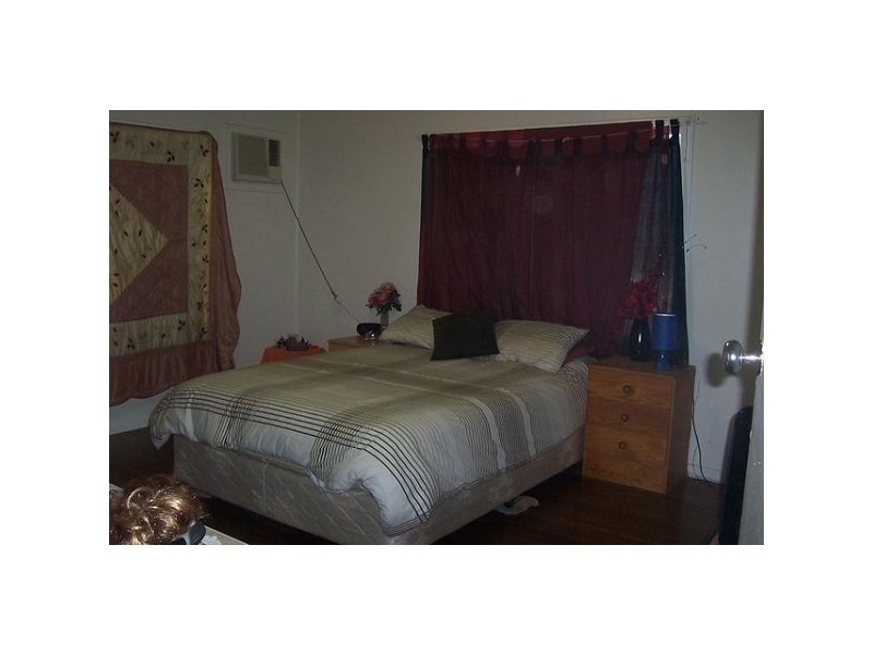 10 Leichhardt Street, Bowen QLD 4805