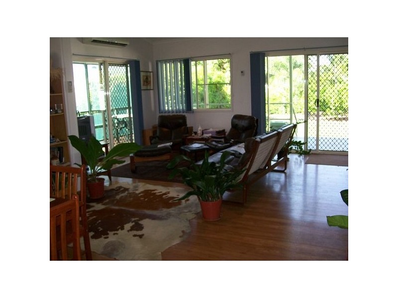 32 Murroona Street QUEENS BEACH, Bowen QLD 4805