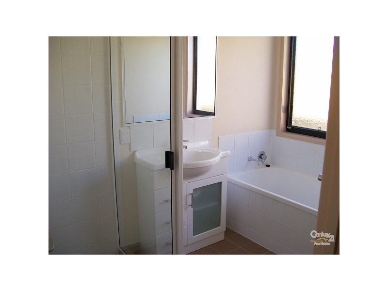 90 Ocean View Drive, Whitsunday Shores, Bowen QLD 4805