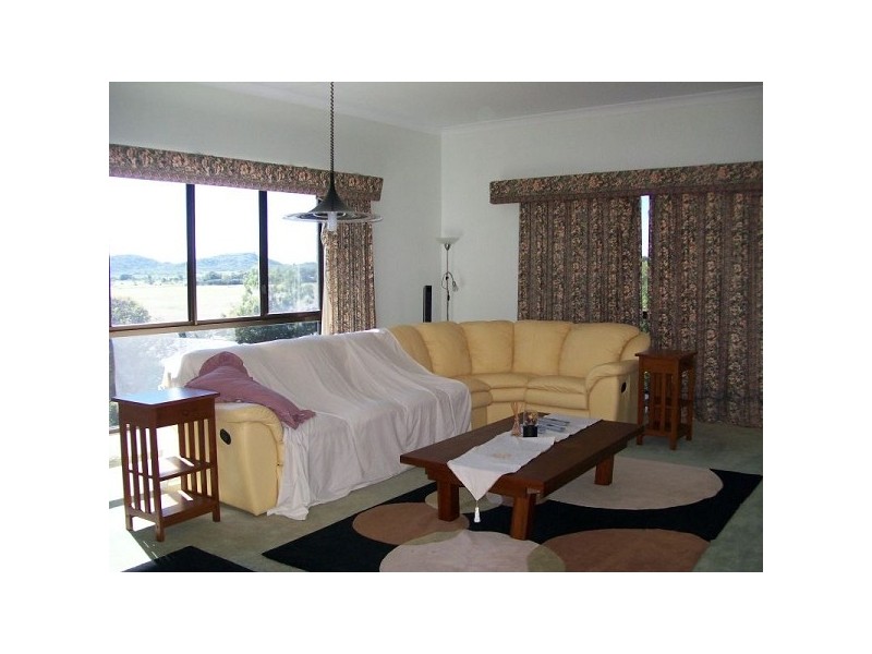 69 Hillview Road, Bowen QLD 4805