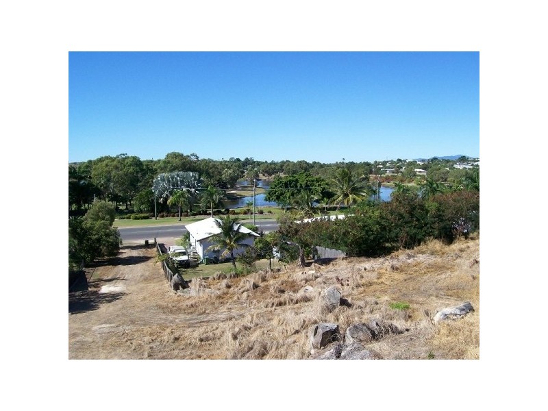 69 Hillview Road, Bowen QLD 4805