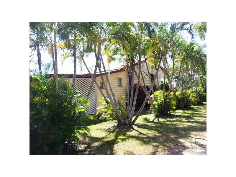 7 Gilbert Street, Bowen QLD 4805