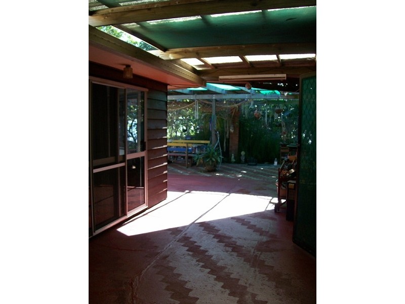 24 Baxter Avenue BRISK BAY, Bowen QLD 4805