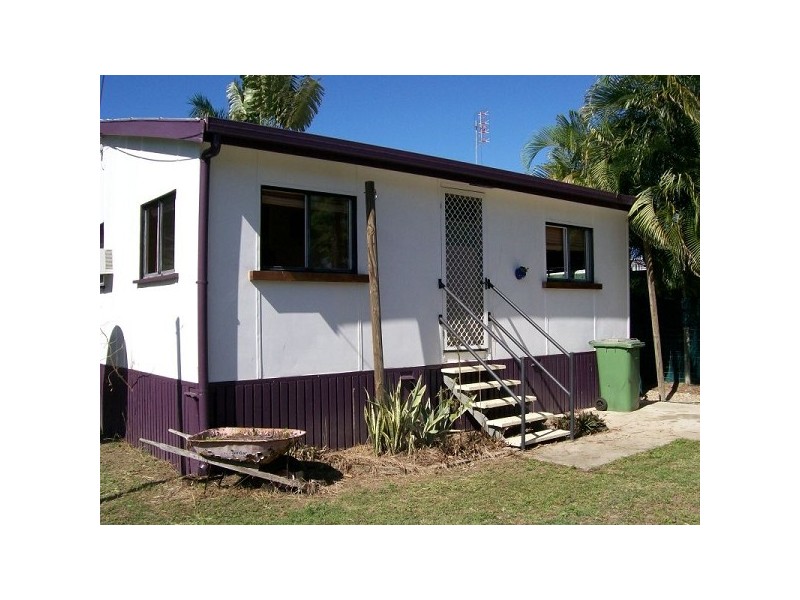 34 Creek Street, Bowen QLD 4805