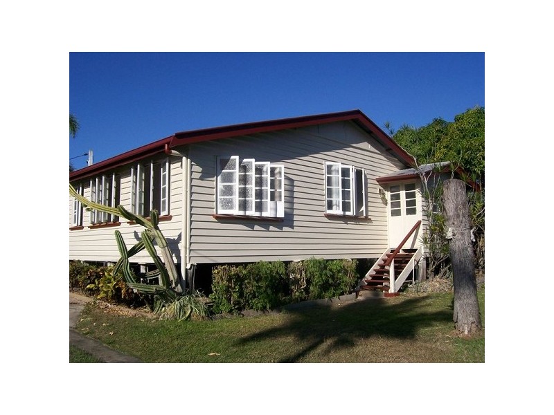 6 Gloucester Street, Bowen QLD 4805