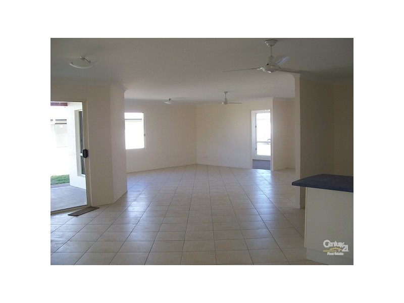 5 Lemon Grove, Bowen QLD 4805