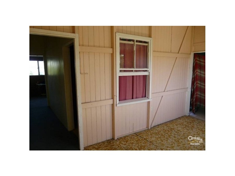 9 Powell Street, Bowen QLD 4805