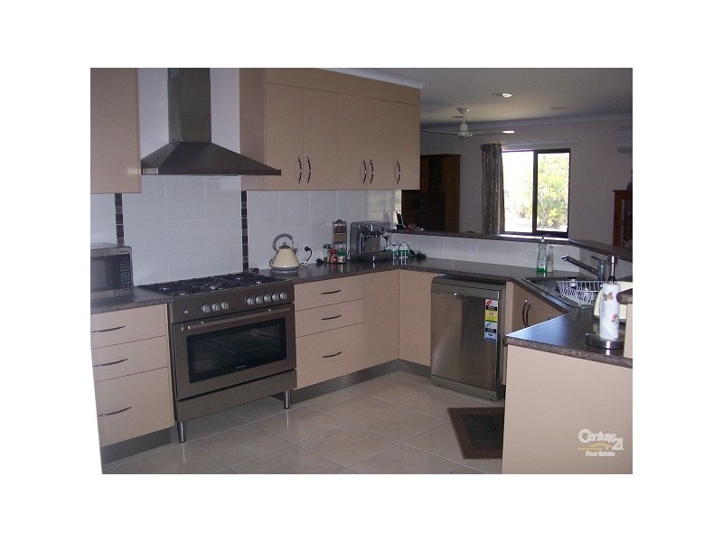 25 Catalina Court, Bowen QLD 4805
