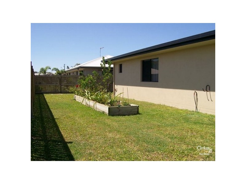 25 Catalina Court, Bowen QLD 4805