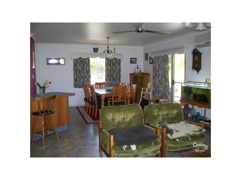 33 Brighton Road, Bowen QLD 4805