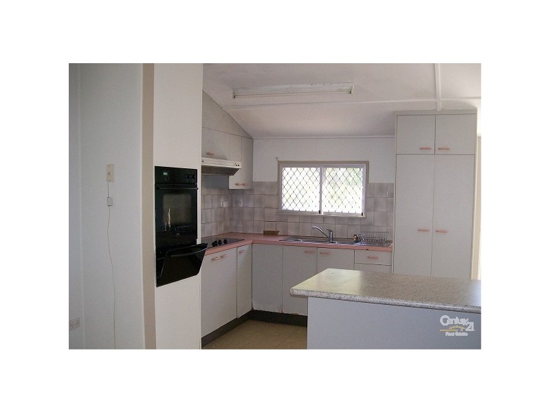 14 Livingstone Street, Bowen QLD 4805