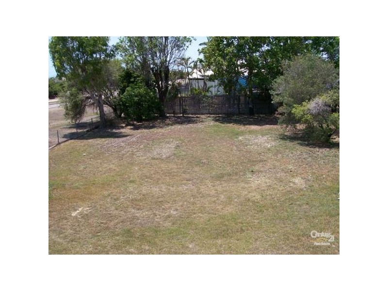 75 Gordon Street, Bowen QLD 4805