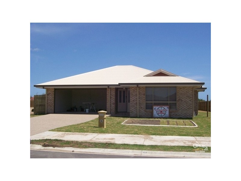 8 Banks Drive, Bowen QLD 4805