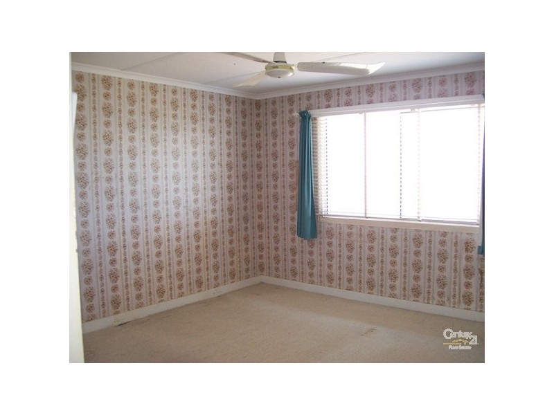 5 Elphinstone Street, Bowen QLD 4805