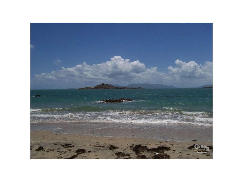 5 Elphinstone Street, Bowen QLD 4805