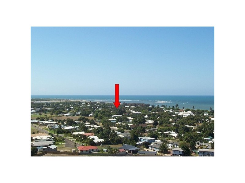 48 Tracey Street QUEENS BEACH, Bowen QLD 4805