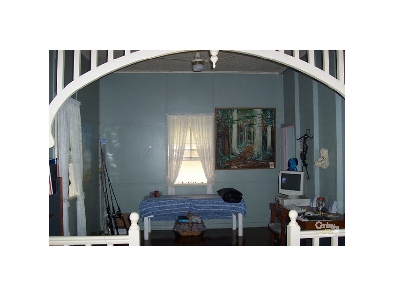 82 Herbert Street, Bowen QLD 4805