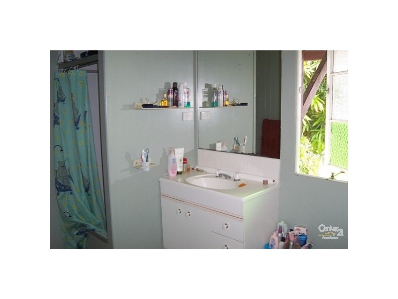 82 Herbert Street, Bowen QLD 4805