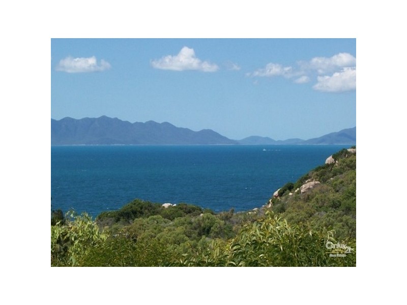 73 Murrays Bay Road, Bowen QLD 4805