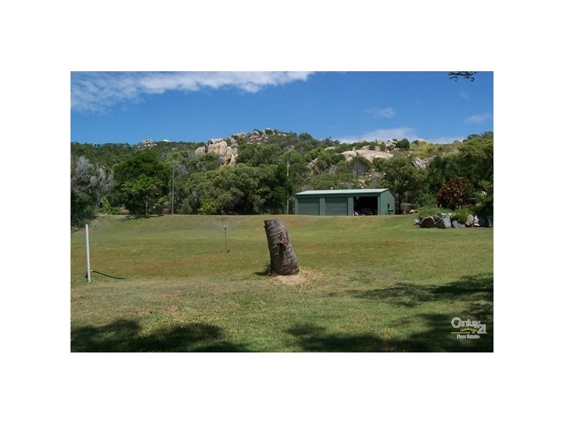 53 Murrays Bay Road, Bowen QLD 4805