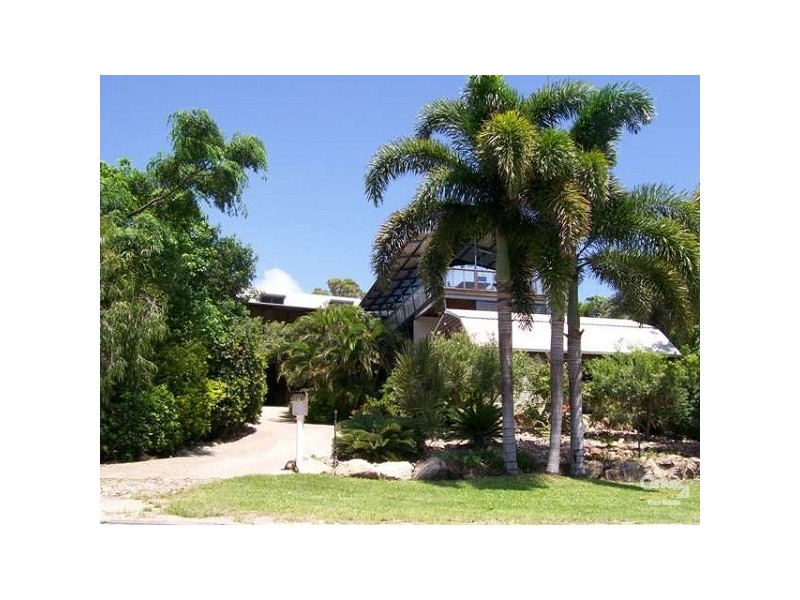 11 Banyan Drive, Bowen QLD 4805