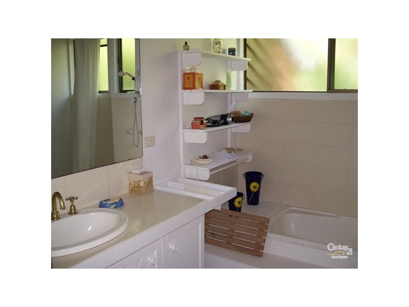 11 Banyan Drive, Bowen QLD 4805