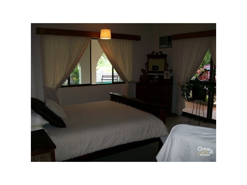 107 Hillview Road, Bowen QLD 4805