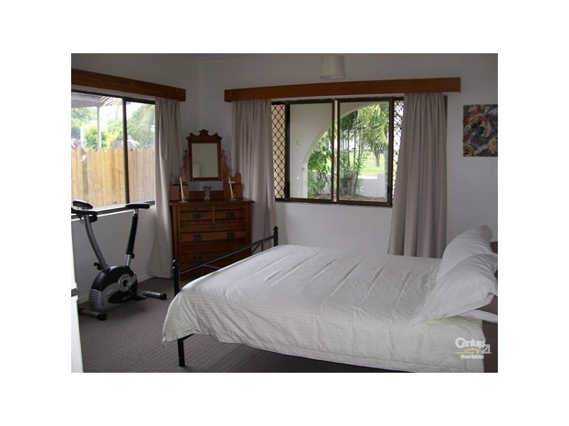 107 Hillview Road, Bowen QLD 4805