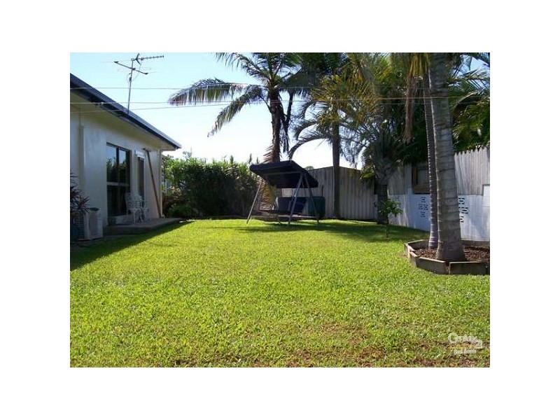 107 Hillview Road, Bowen QLD 4805