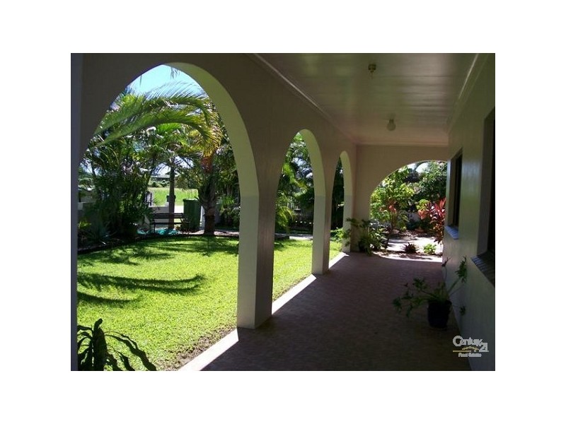 107 Hillview Road, Bowen QLD 4805