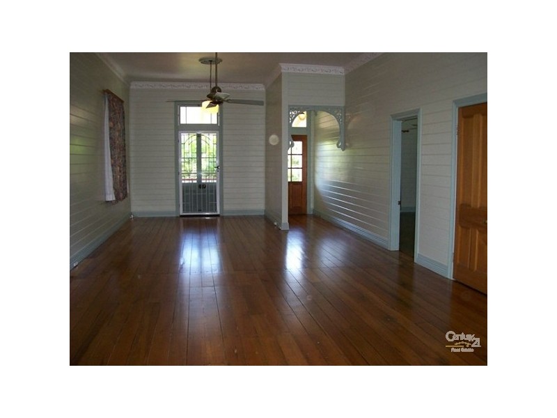 2 Dalrymple Street, Bowen QLD 4805