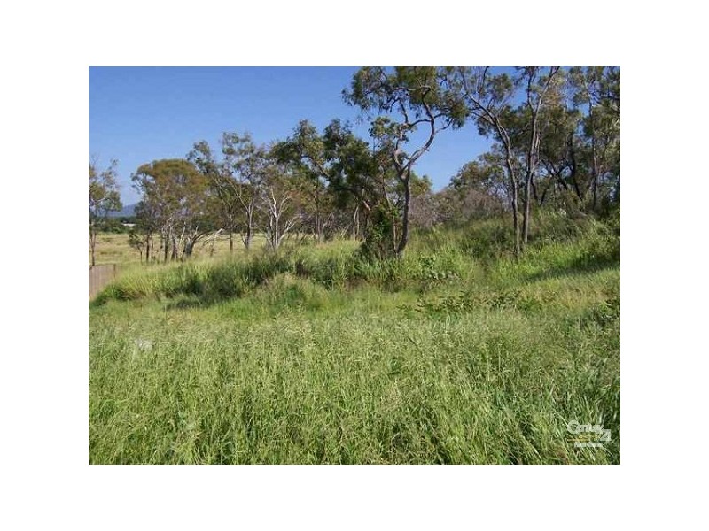 14 Craigie Court, Bowen QLD 4805