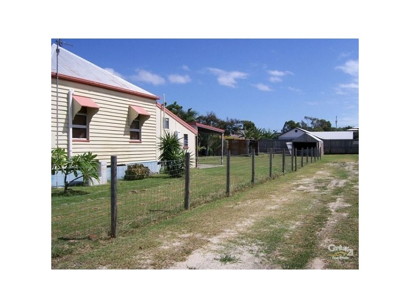 36 Poole Street, Bowen QLD 4805